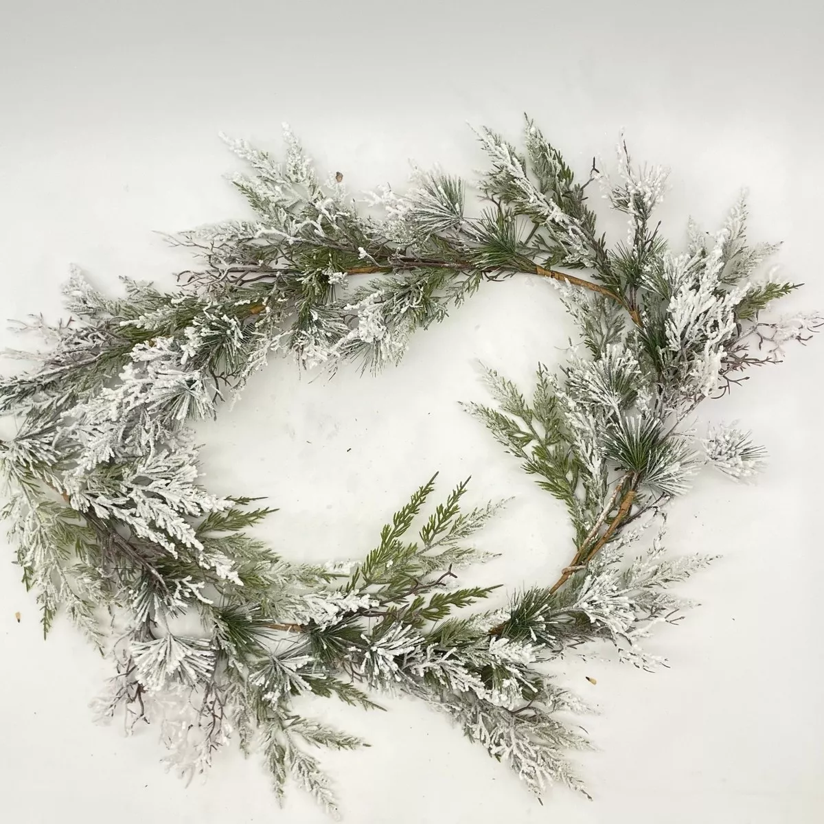 Еловая гирлянда H9W313.6G  Интернет-магазин Feron Flower 