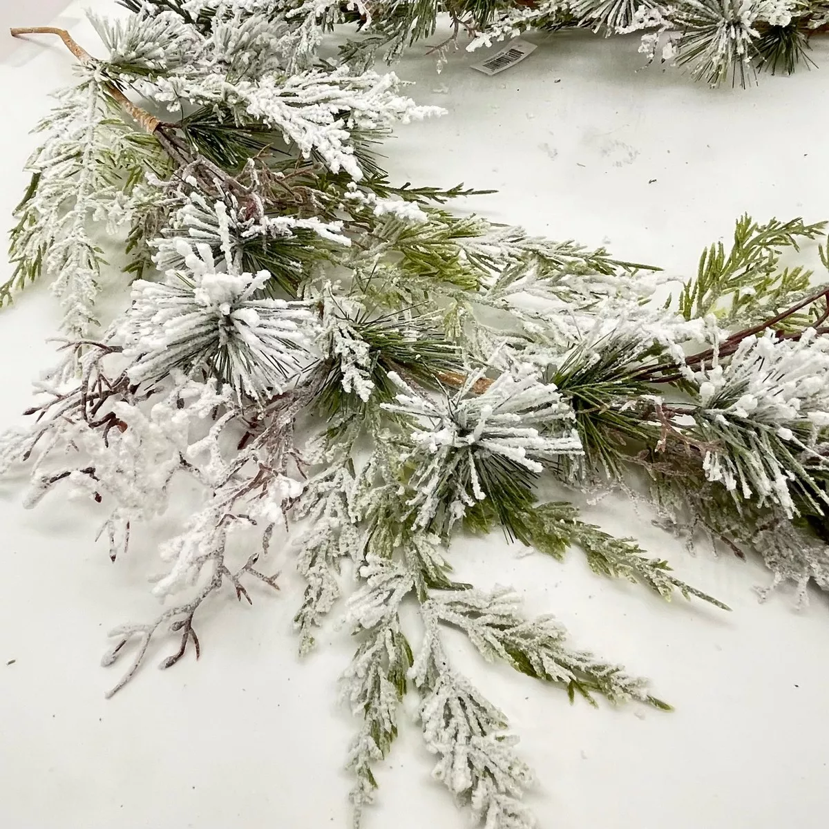 Еловая гирлянда H9W313.6G  Интернет-магазин Feron Flower 